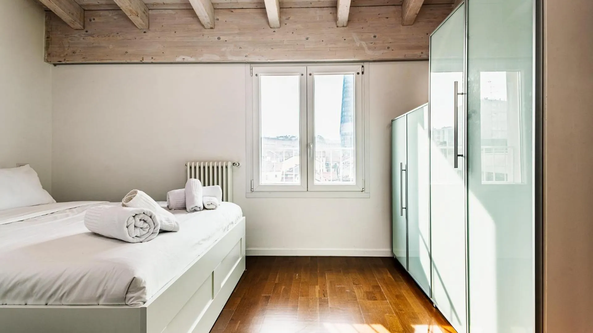Luvi - Adda Apartment Milan 0*,  Italy